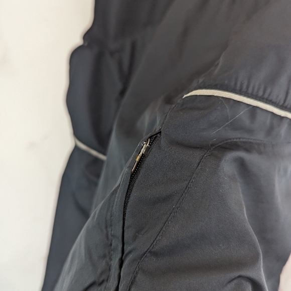 Nike Vest Womens Medium Black Jacket Windbreaker Vtg 90s Y2K Cycling Golf Zip In - Picture 12 of 16